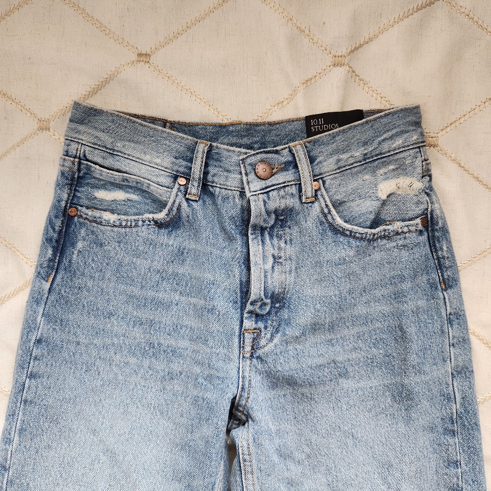 10.11 Studios Button Fly Distressed Jeans 24 Light Blue Straight Leg‎ - Picture 6 of 15